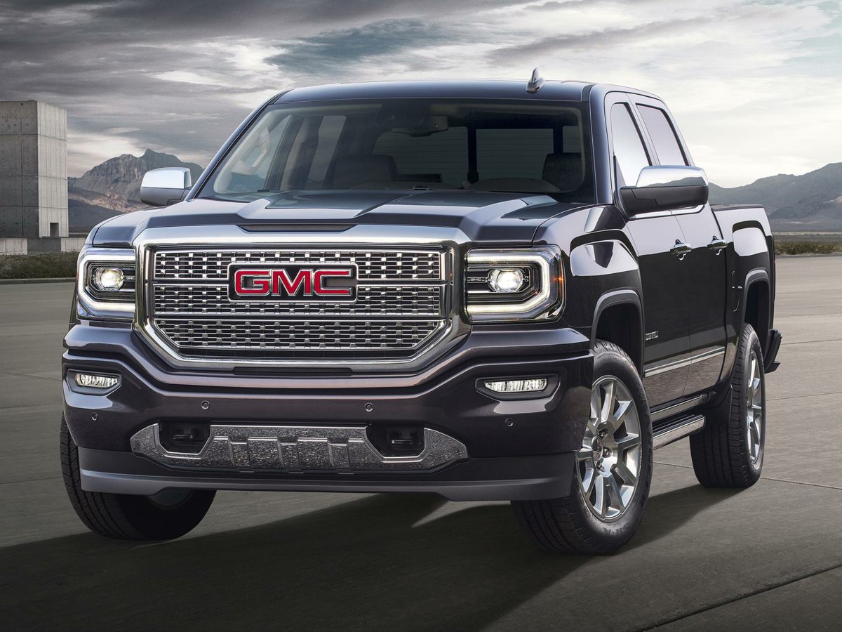 Pre Owned 2017 Gmc Sierra 1500 Denali 4d Crew Cab In The Milwaukee Pre Owned 2017 Gmc Sierra 1500 Denali