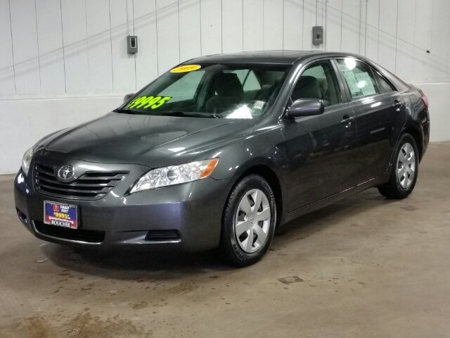 Pre Owned 2009 Toyota Camry Le 4d Sedan In The Milwaukee Area P647 Pre Owned 2009 Toyota Camry Le