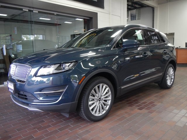 New 2019 Lincoln MKC 4D Sport Utility in the Milwaukee area ... New 2019 Lincoln MKC 4D Sport Utility in the Milwaukee area ...